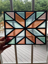 09/23/24 at 5:30 pm Stained Glass-Inspired Resin Workshop @ Vanished Valley Brewing